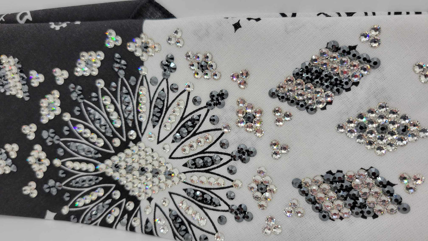 Super LeeAnnette Black and White Paisley with Black and Diamond Clear Austrian Crystals (Sku4328)