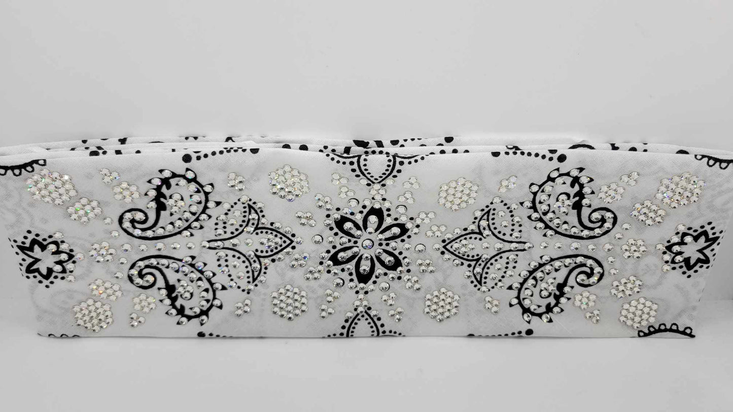 Super LeeAnnette White Flower with Diamond Clear Austrian Crystals (Sku4837)