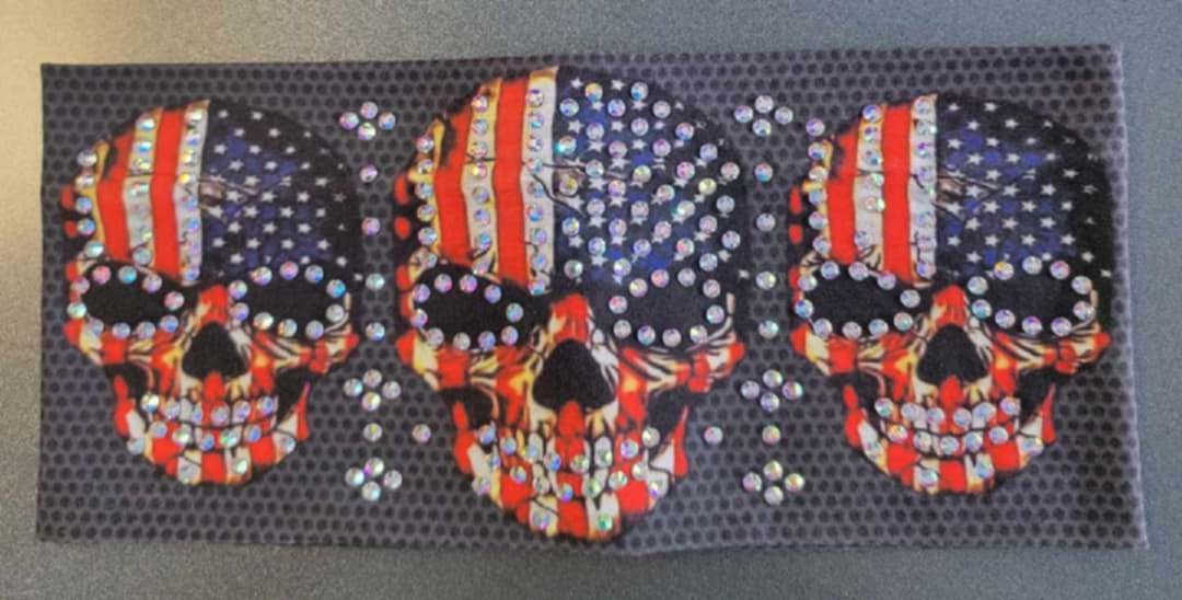 Stretchy Headband Flag Skulls With Aurora Borealis Crystals (Sku5394)