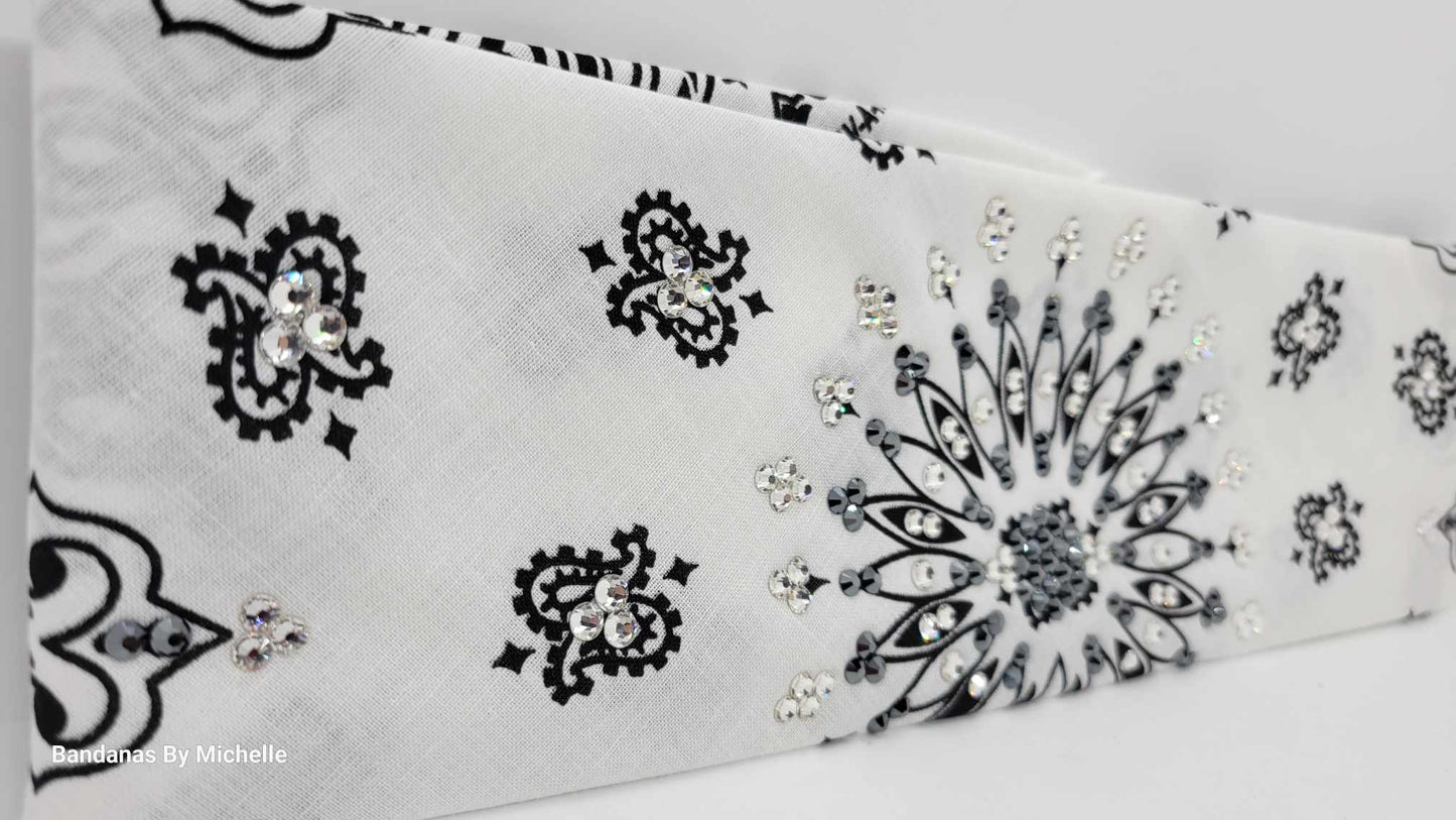 EXTRA BLING - White Paisley with Black and Diamond Clear Austrian Crystals (Sku6318)