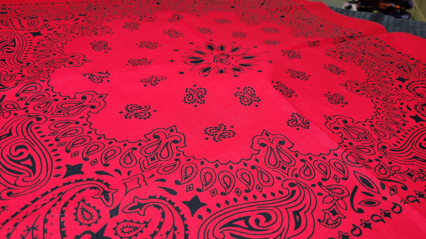 Plain Large Red and Black Bandana (Sku8511)