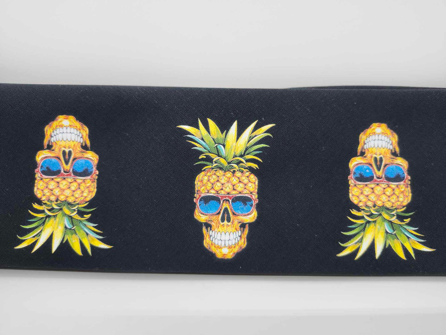 Plain Pineapples Bandana (Sku8531)