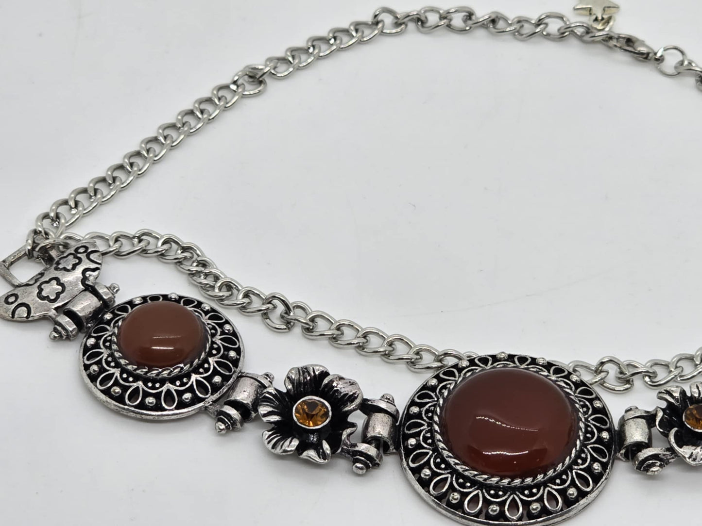 Silver Medallion with Brown Centers Choker/Boot Bling (8908)