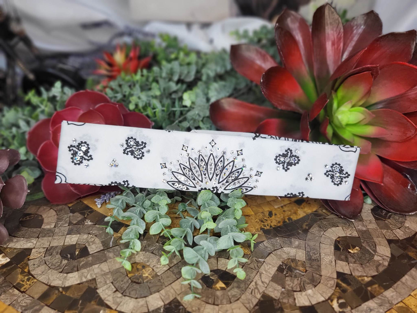 Narrow White Paisley Bandana with Diamond Clear Austrian Crystals (Sku2031)