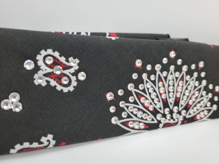 Narrow Red on Black Paisley Bandana with Diamond Clear Austrian Crystals (Sku2544)
