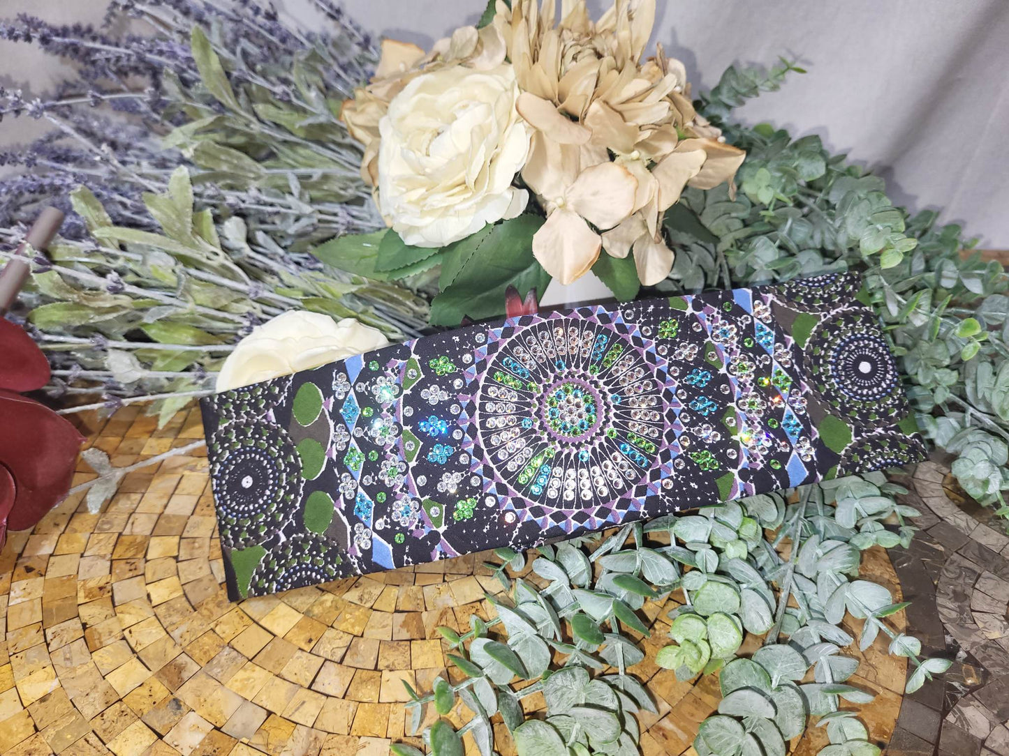 LeeAnnette Green Kaleidoscope with Light Blue, Light Green and Diamond Clear Austrian Crystals (Sku4094)