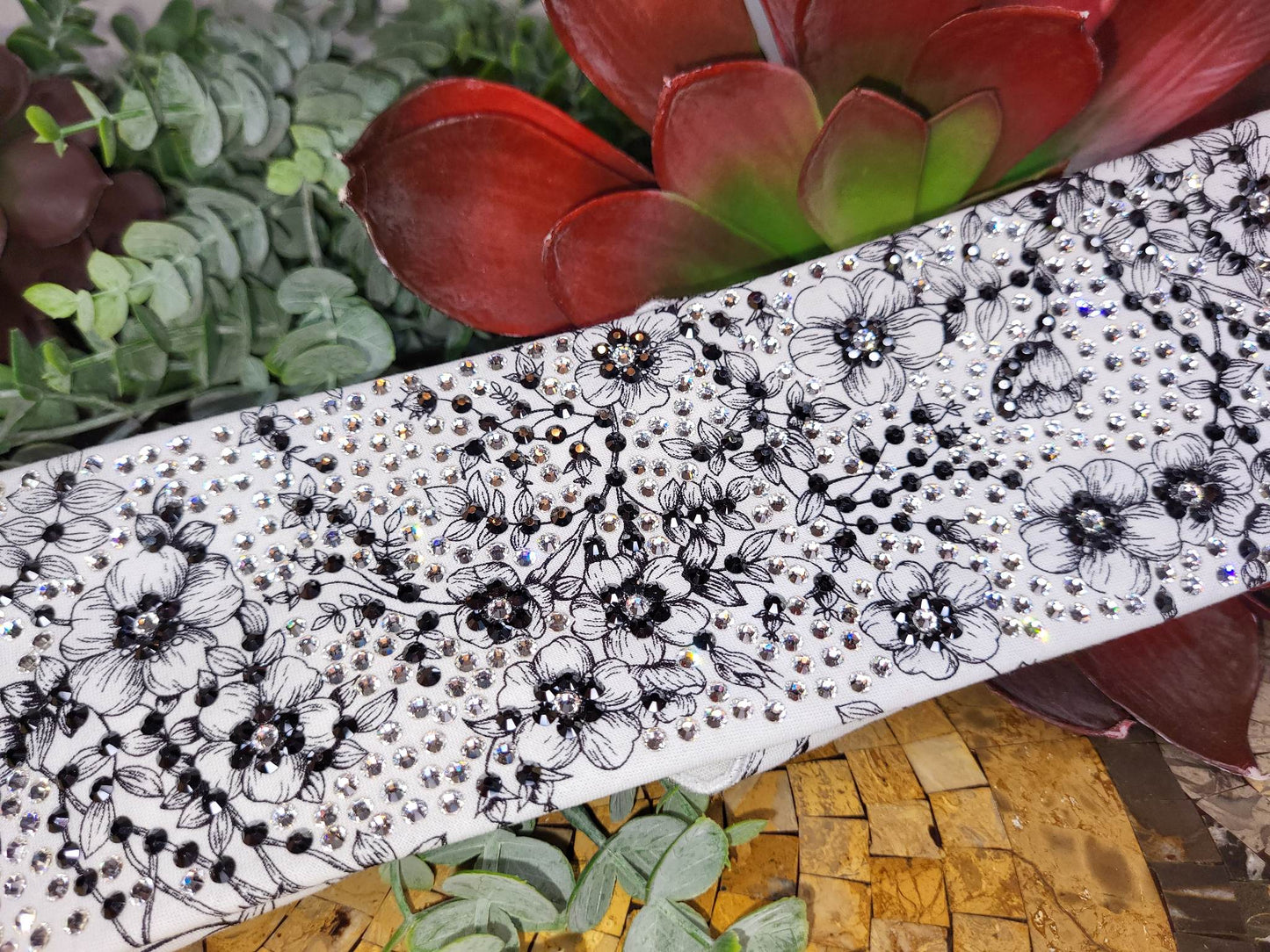 Super LeeAnnette Black and White Flowers with Black and Diamond Clear Austrian Crystals (sku4260)