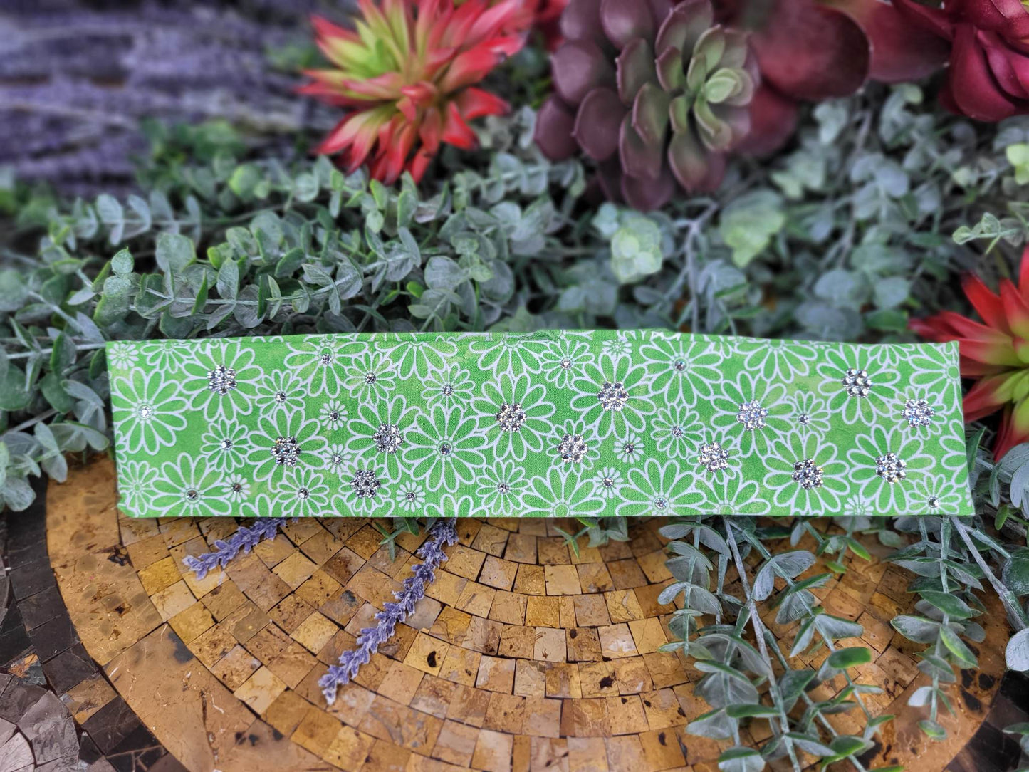 Narrow Green Daisy with Diamond Clear Austrian Crystals (Sku6052)