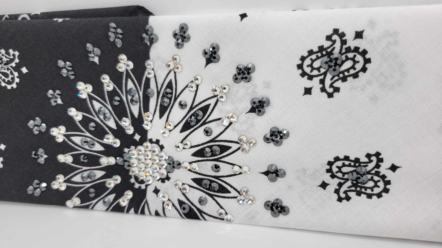 EXTRA BLING - Black and White Paisley with Black and Diamond Austrian Crystals (Sku4335)