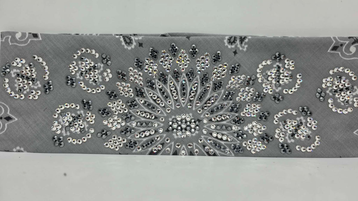 Super LeeAnnette Silver Paisley Bandana with Black and Diamond Clear Austrian Crystals (S48190)