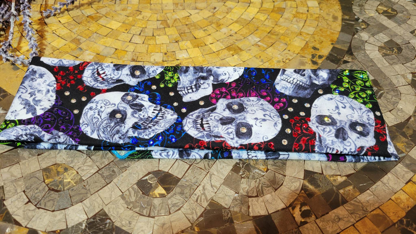 Colorful Skulls with Multiple Colors of Austrian Crystals (Sku6087)