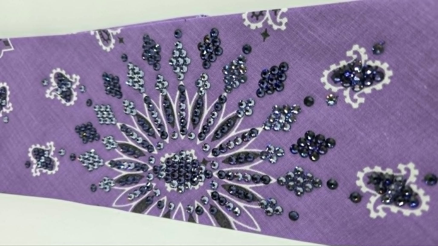 LeeAnnette Lavender Paisley Bandana with Purple Velvet and Lavender Austrian Crystals (L40267)