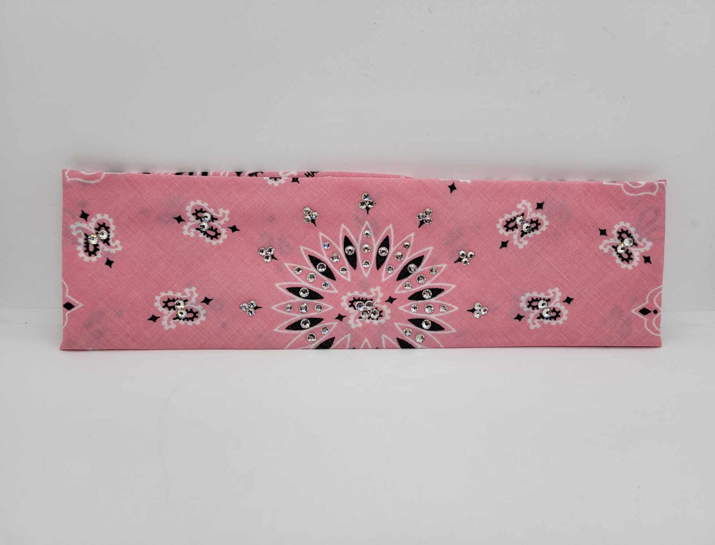 Bargain Light Pink Paisley with Diamond Clear Crystals (Sku8088)