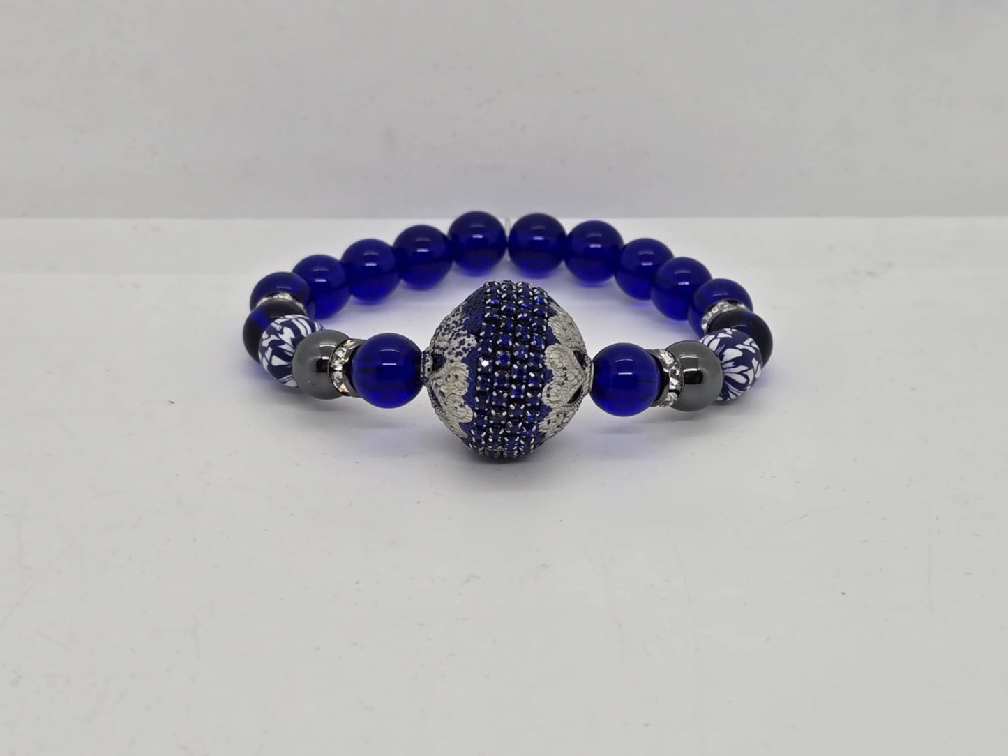 STUNNING Blue Glass Beaded Bracelet (Sku8361)