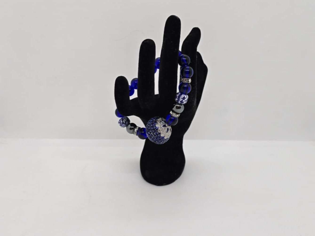 STUNNING Blue Glass Beaded Bracelet (Sku8361)