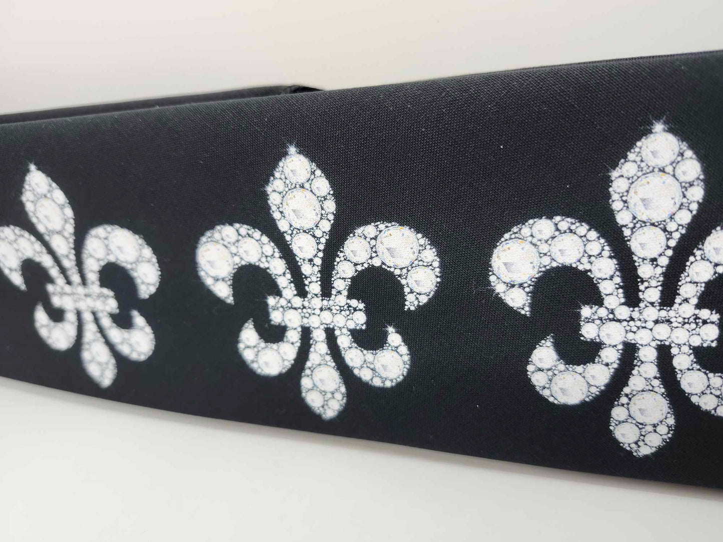 Plain Fleur-de-lis Bandana (Sku8530)