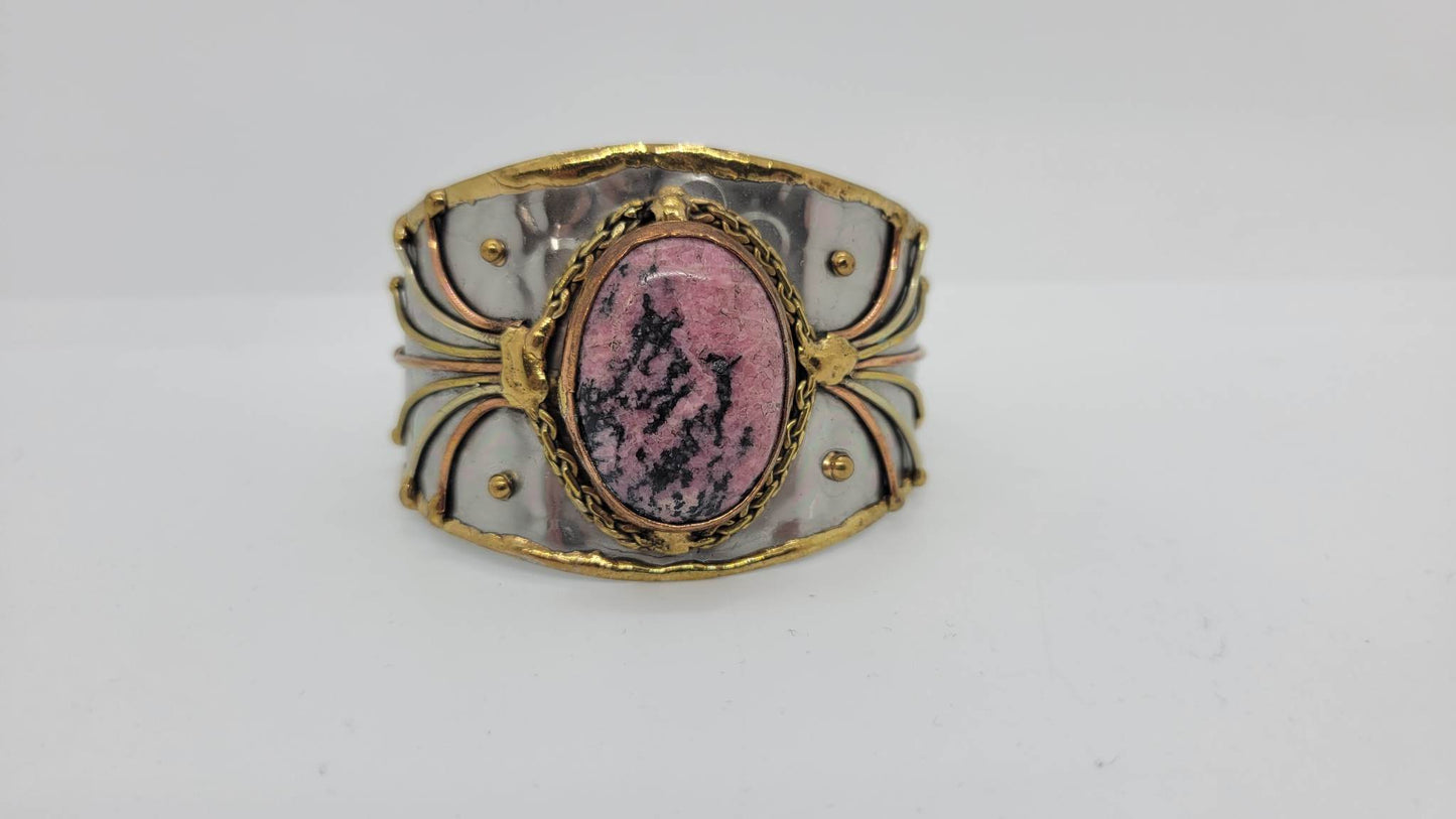 Light Rose Stone Cuff Bracelet (sku8970c)