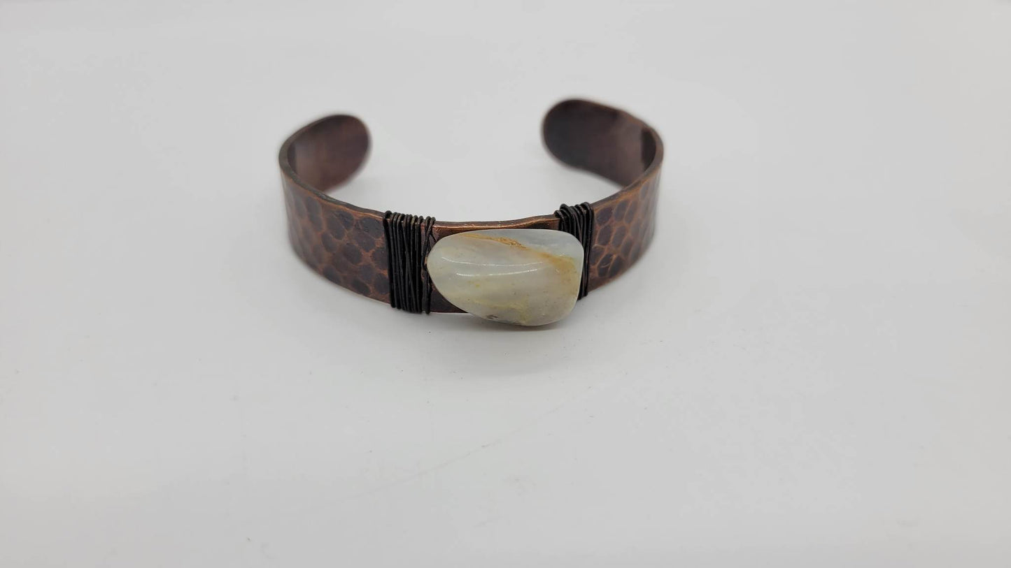 Banjara Hammered Stone Cuff Bracelet with Stone (sku8970k)