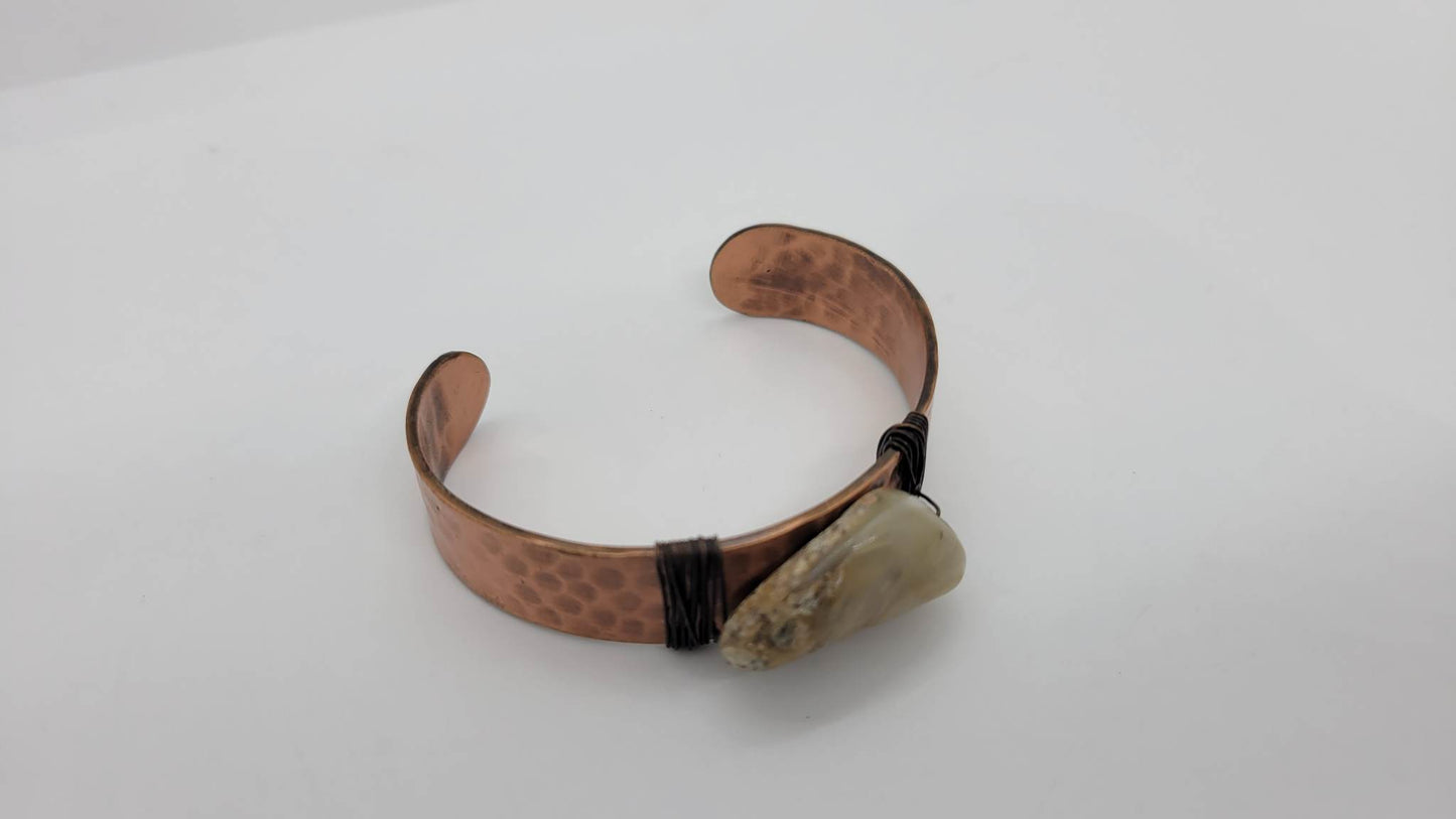 Banjara Hammered Stone Cuff Bracelet with Stone (sku8970m)