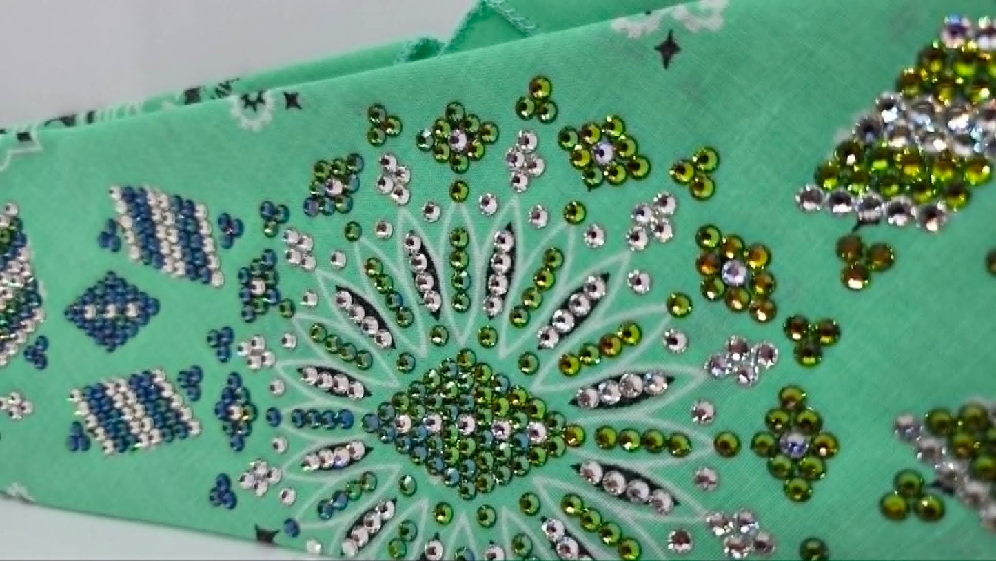 Super LeeAnnette Mint Green  Paisley Bandana with Vitrail ad Diamond Clear Austrian Crystals (S48155)