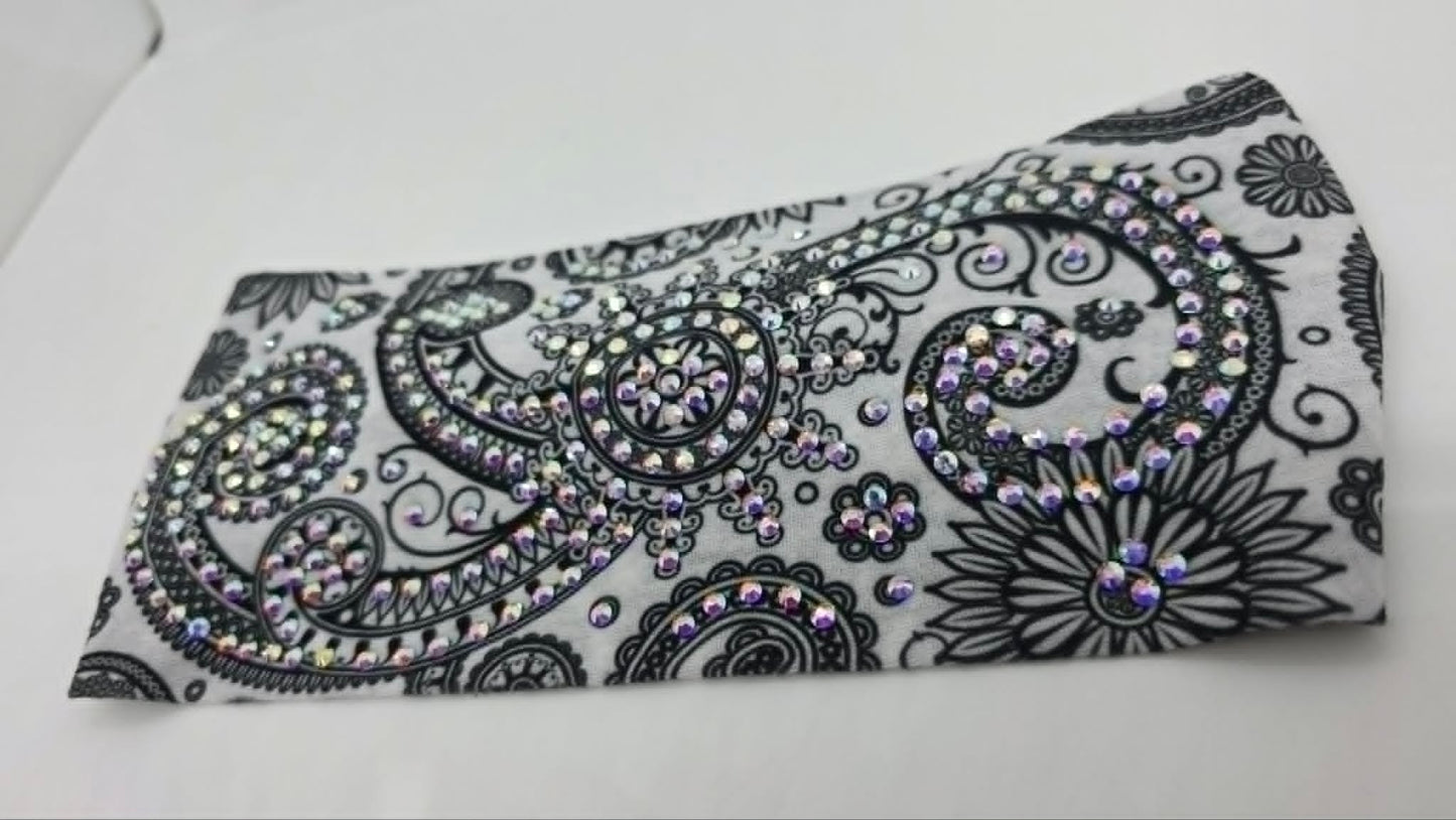 Stretchy Headband White Spiral with Aurora Borealis Crystals (Sku5470)