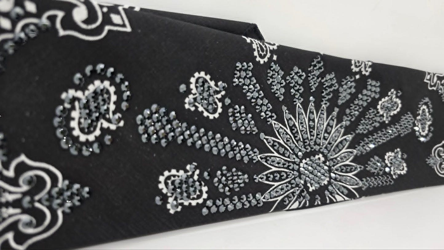 Super LeeAnnette Black Paisley Bandana with Black Austrian Crystals (S48156)