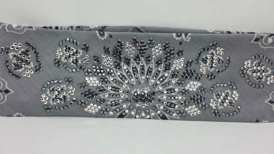 Super LeeAnnette Silver Paisley Bandana with Black and Diamond Clear Austrian Crystals (S48189)