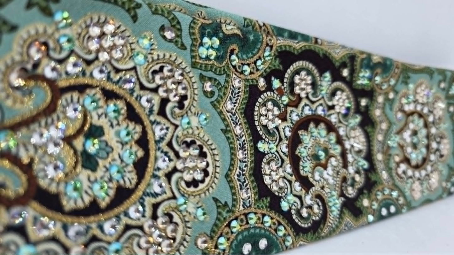 LeeAnnette Royal Green Bandana with Peridot Shimmer, Honey and Diamond Clear Austrian Crystals (L40259)