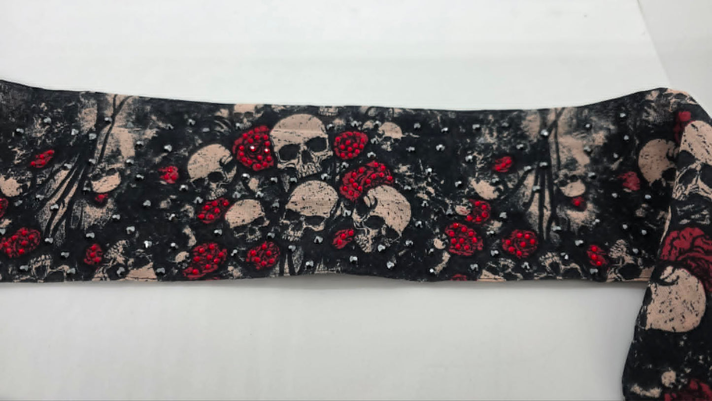 Long Skull and Roses Strip with Red and Black Austrian Crystals (LS30010)