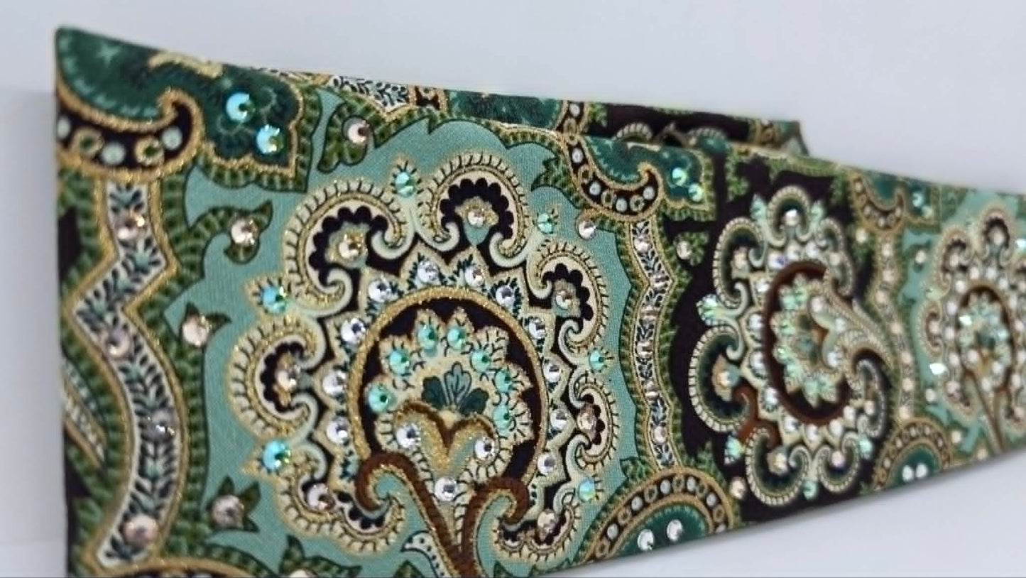 Royal Green Bandana with Peridot Shimmer, Honey and Diamond Clear Austrian Crystals (E60148)