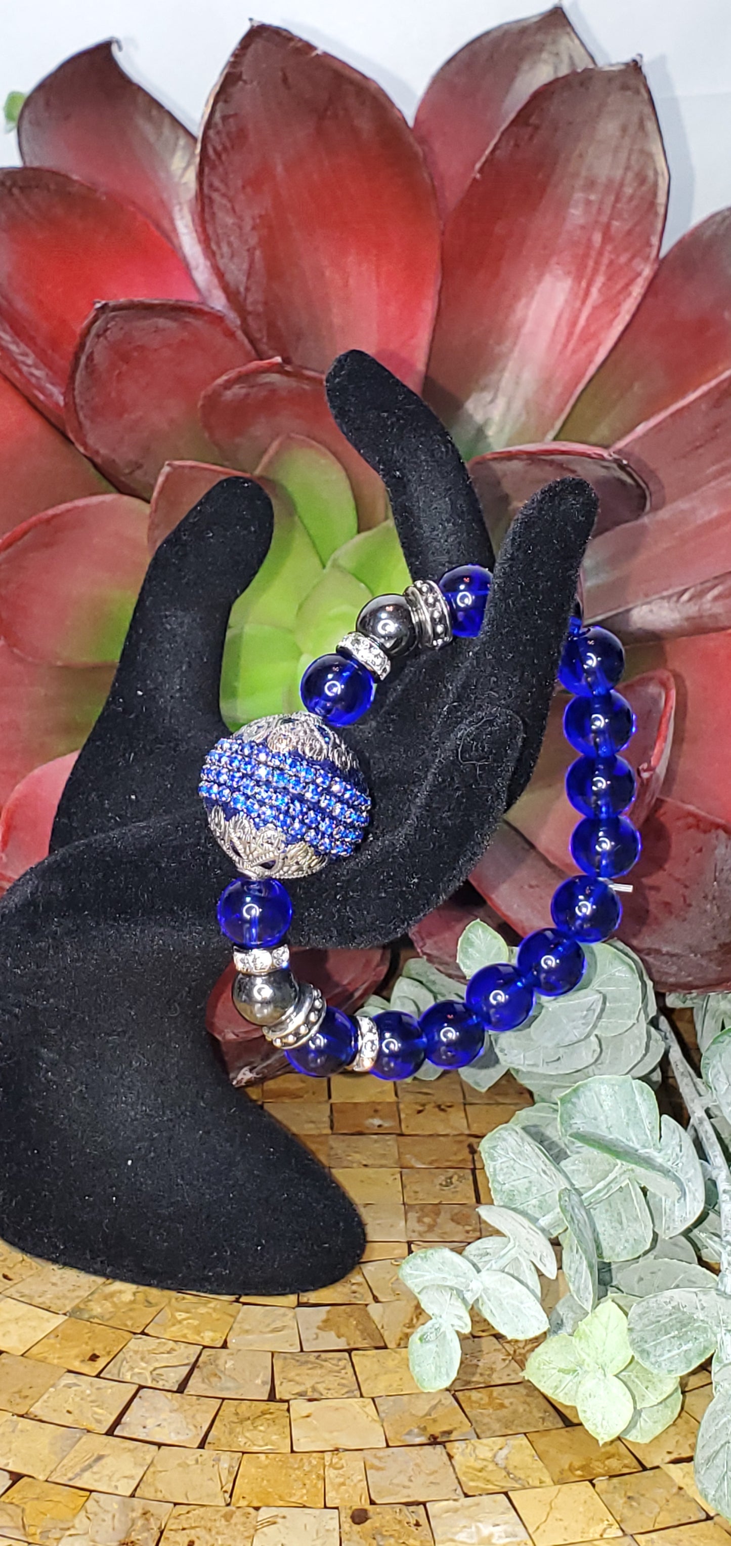 STUNNING Blue Glass Beaded Bracelet (Sku8361)