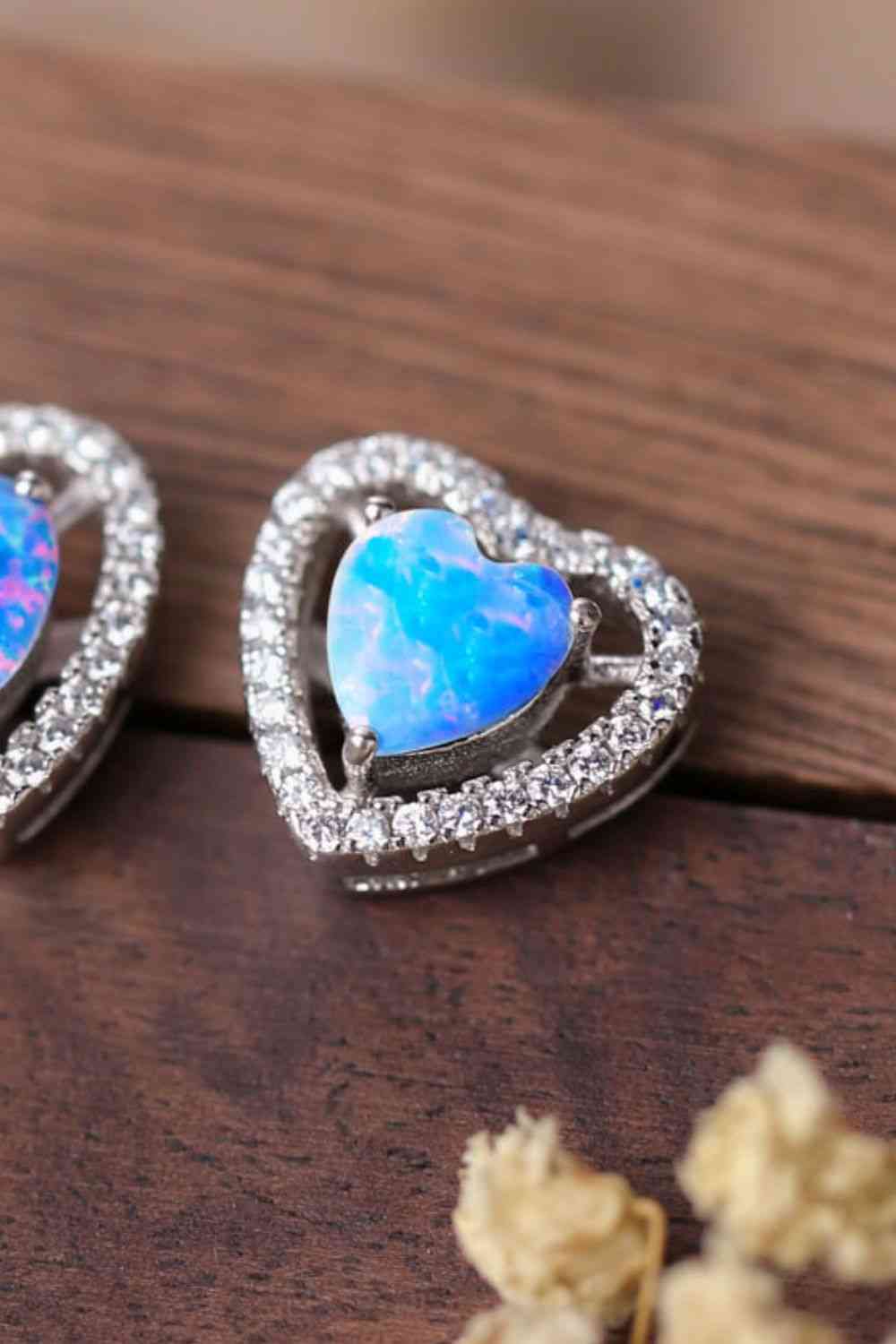 BEAUTIFUL Sterling Silver Opal Heart Stud Earrings