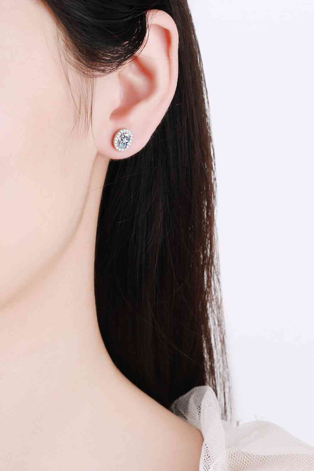 Gorgeous Moissanite Stud Earrings