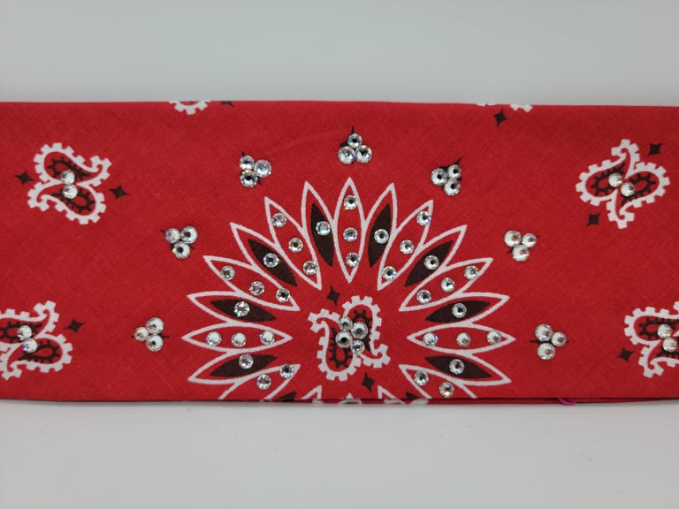 Bargain Red Paisley with Diamond Clear Crystals (Sku8076)