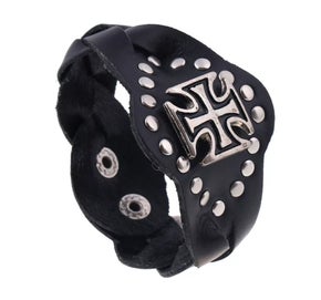 UNISEX Black Leather Large Maltese Cross Snap Bracelet (sku8320)