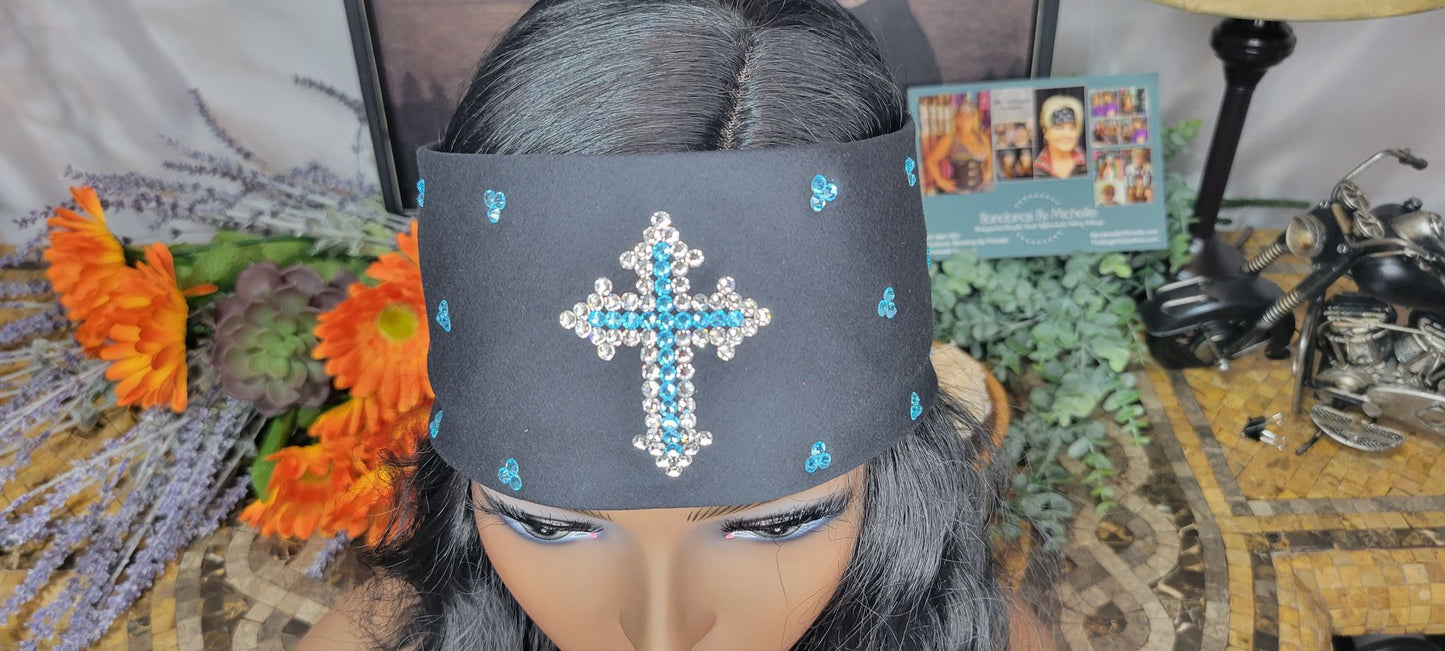 Turquoise and Clear Cross with Turquoise and Diamond Clear Austrian Crystals (Sku9973)
