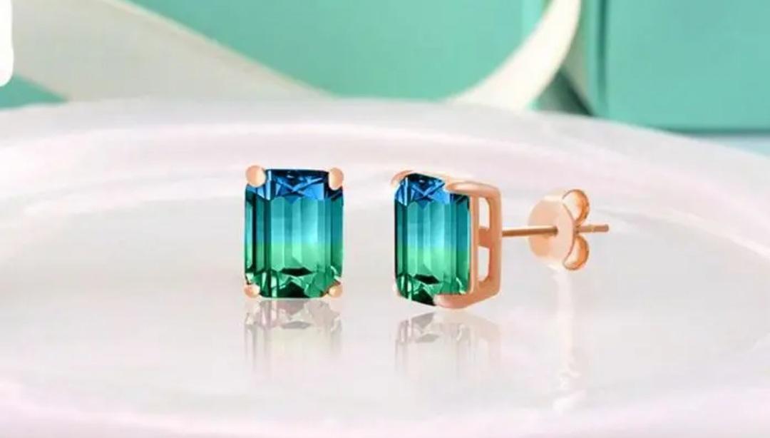 Emerald Cut Sapphire Aquamarine Stud Earrings (Sku8025)