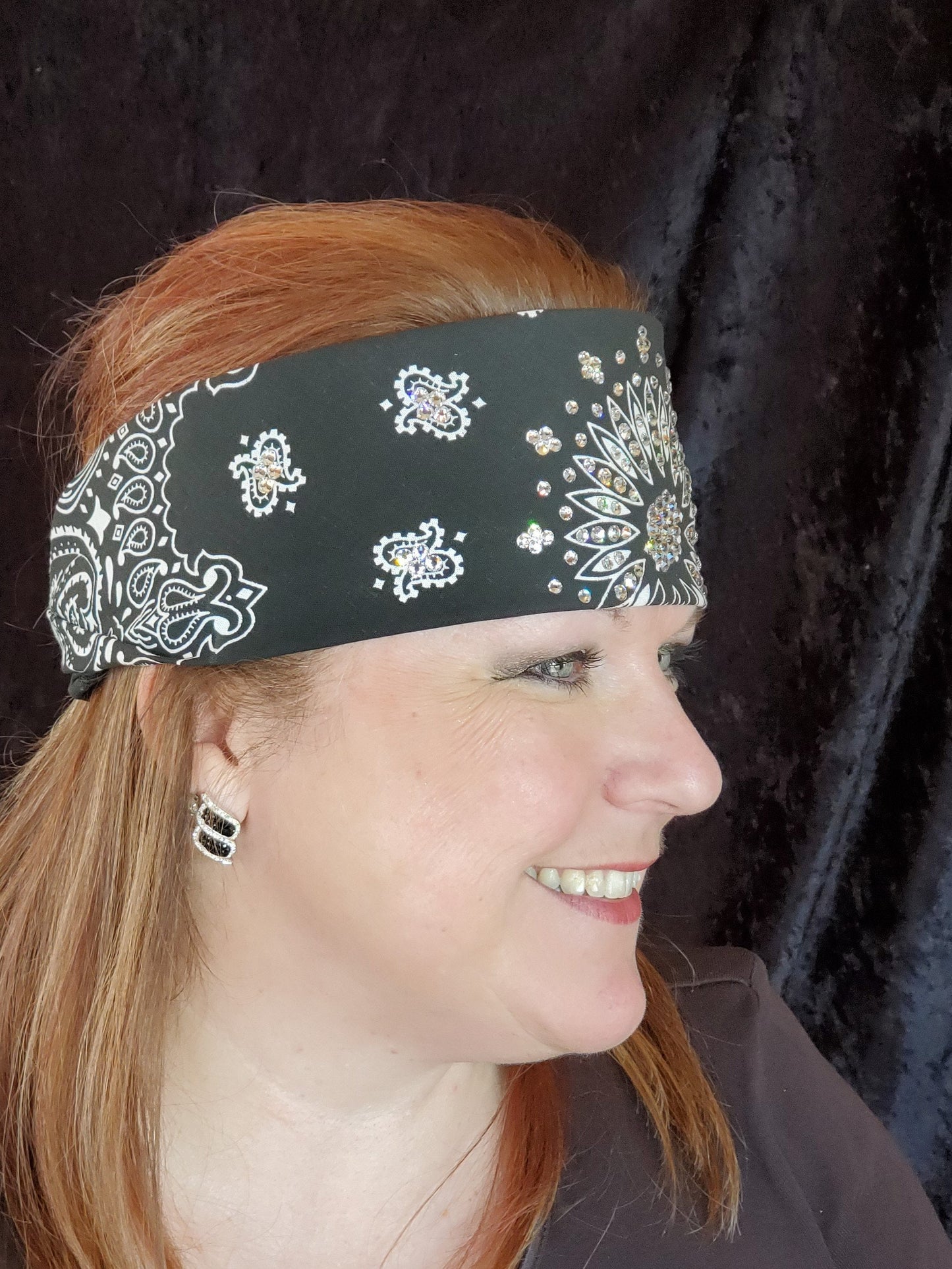 Black Paisley with Diamond Clear Austrian Crystals (Sku1917)