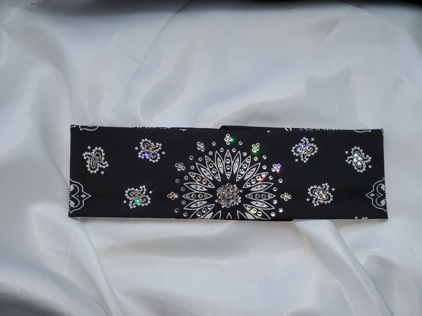 Black Paisley with Diamond Clear Austrian Crystals (Sku1917)