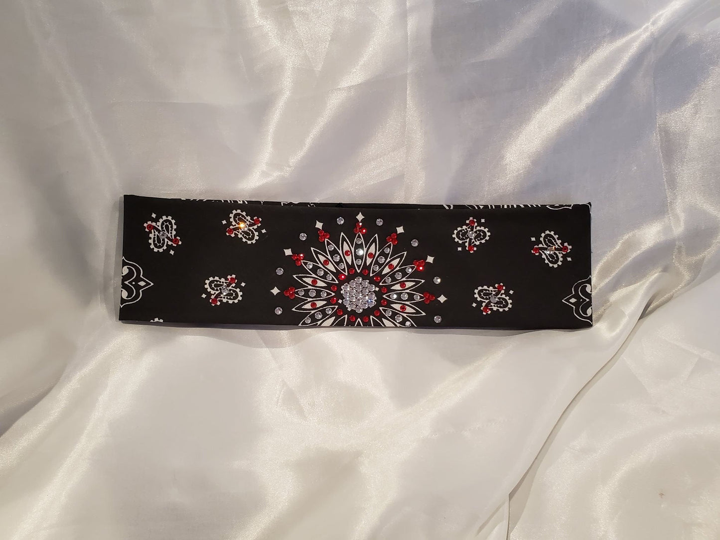 Black Paisley With Red and Diamond Clear Austrian Crystals (Sku1927)